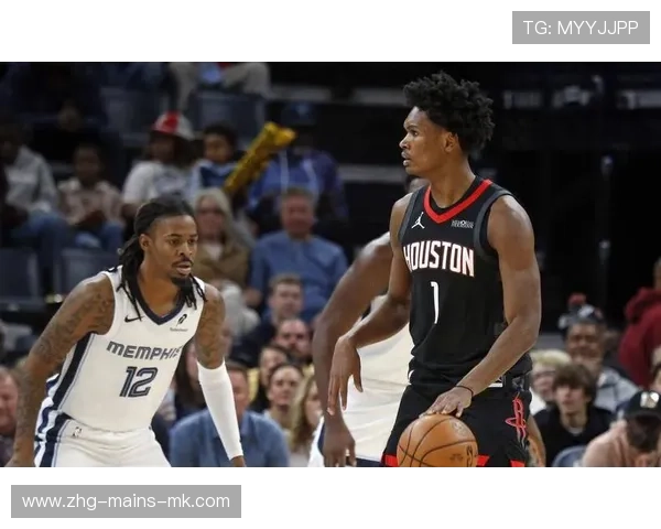 快船更衣室氛围骤冷：昔日豪华阵容如今何去何从？